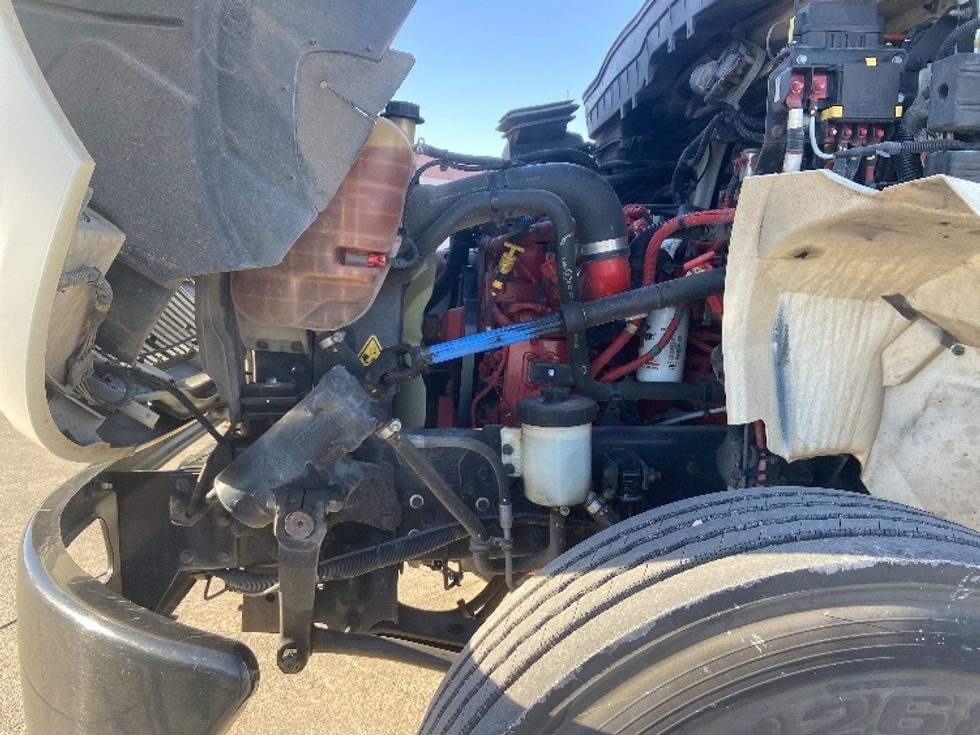 Medium Duty Box Truck-Light and Medium Duty Trucks-International-2022-MV607-San Antonio-TX-185,337\n\t\tmiles-$ 56,750 - Image 24