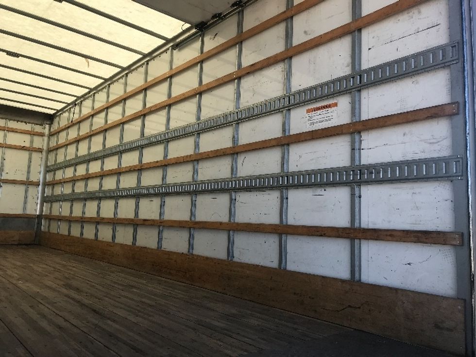 Medium Duty Box Truck-Light and Medium Duty Trucks-International-2022-MV607-San Antonio-TX-205,960\n\t\tmiles-$ 51,750 - Image 12