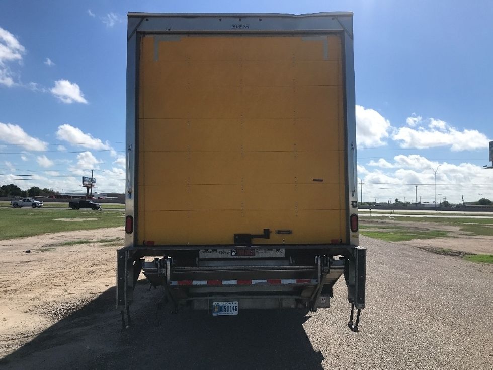 Medium Duty Box Truck-Light and Medium Duty Trucks-International-2022-MV607-San Antonio-TX-205,960\n\t\tmiles-$ 51,750 - Image 7