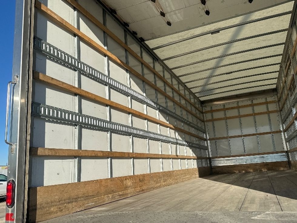 Medium Duty Box Truck-Light and Medium Duty Trucks-International-2022-MV607-San Antonio-TX-210,391\n\t\tmiles-$ 51,000 - Image 10