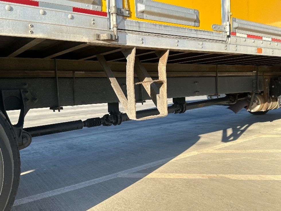 Medium Duty Box Truck-Light and Medium Duty Trucks-International-2022-MV607-San Antonio-TX-210,391\n\t\tmiles-$ 51,000 - Image 13