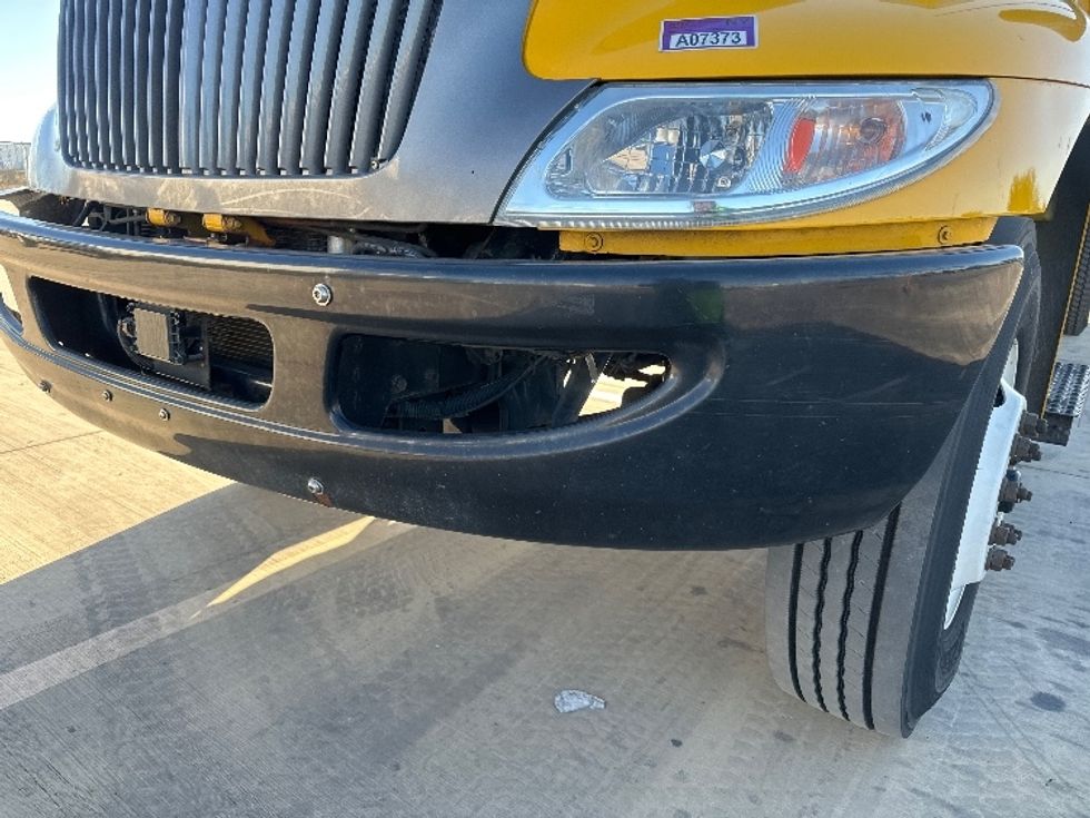 Medium Duty Box Truck-Light and Medium Duty Trucks-International-2022-MV607-San Antonio-TX-210,391\n\t\tmiles-$ 51,000 - Image 27