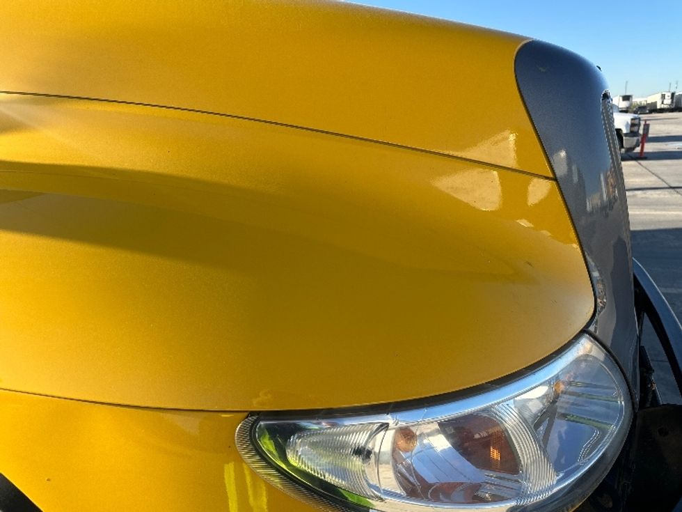 Medium Duty Box Truck-Light and Medium Duty Trucks-International-2022-MV607-San Antonio-TX-210,391\n\t\tmiles-$ 51,000 - Image 28