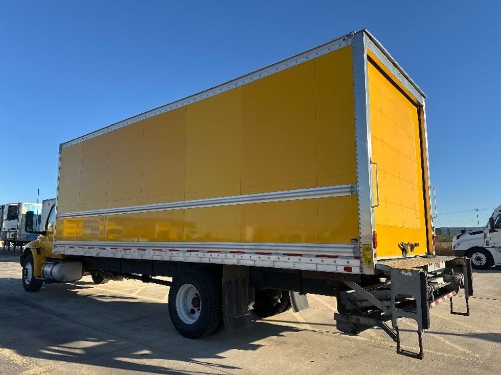 Medium Duty Box Truck-Light and Medium Duty Trucks-International-2022-MV607-San Antonio-TX-210,391\n\t\tmiles-$ 51,000 - Image 6