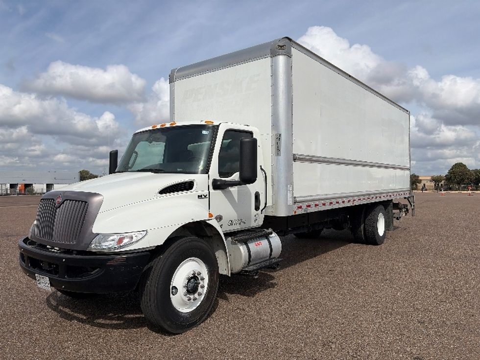 Medium Duty Box Truck-Light and Medium Duty Trucks-International-2022-MV607-San Antonio-TX-71,255\n\t\tmiles-$ 85,000 - Image 3