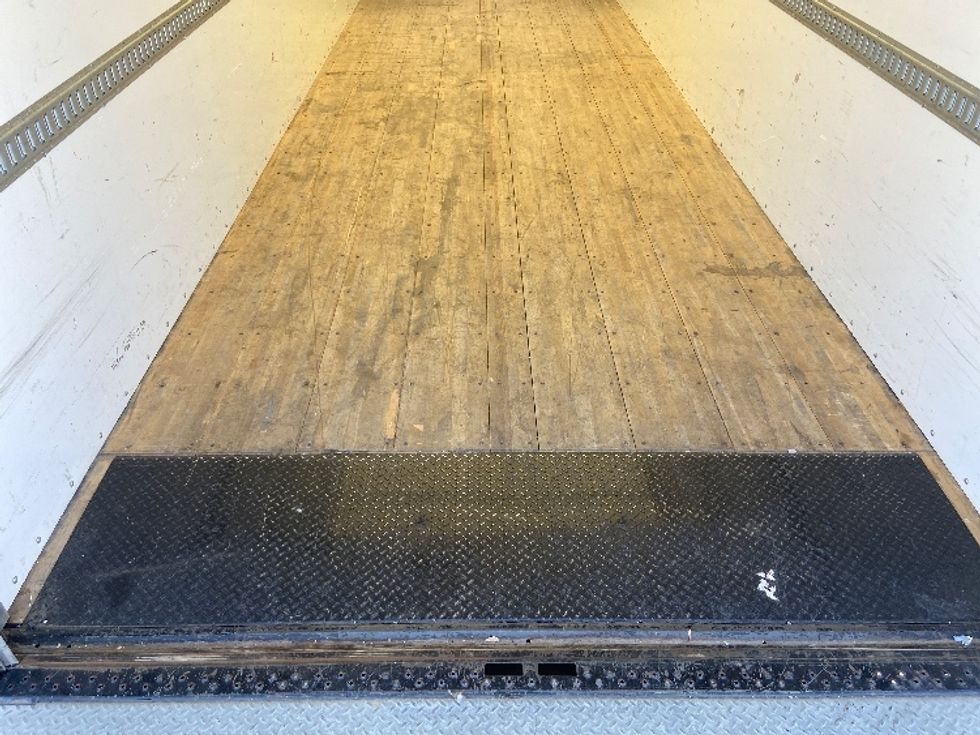 Medium Duty Box Truck-Light and Medium Duty Trucks-International-2022-MV607-San Antonio-TX-76,137\n\t\tmiles-$ 77,500 - Image 10