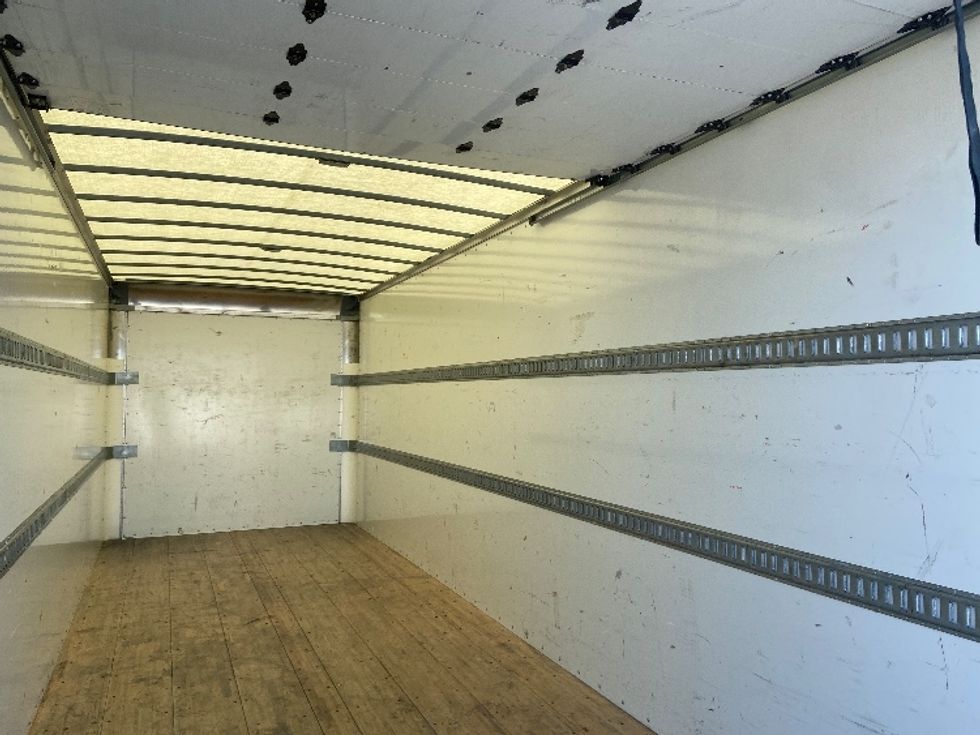 Medium Duty Box Truck-Light and Medium Duty Trucks-International-2022-MV607-San Antonio-TX-76,137\n\t\tmiles-$ 77,500 - Image 12