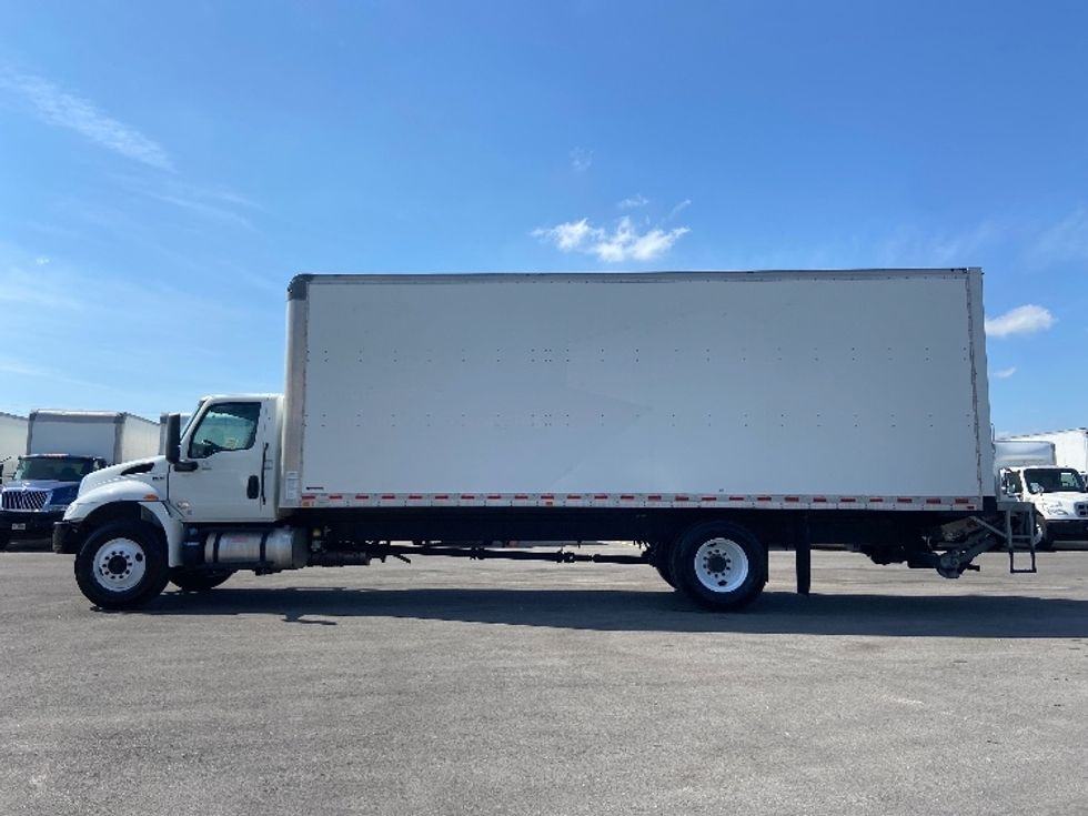 Medium Duty Box Truck-Light and Medium Duty Trucks-International-2022-MV607-San Antonio-TX-76,137\n\t\tmiles-$ 77,500 - Image 4