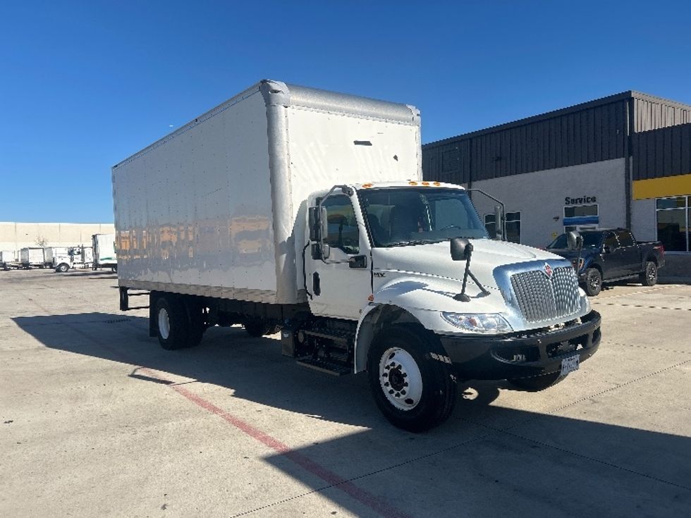 Medium Duty Box Truck-Light and Medium Duty Trucks-International-2022-MV607-San Antonio-TX-91,972\n\t\tmiles-$ 64,500 - Image 1