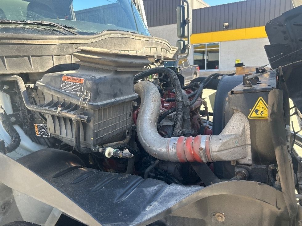 Medium Duty Box Truck-Light and Medium Duty Trucks-International-2022-MV607-San Antonio-TX-91,972\n\t\tmiles-$ 64,500 - Image 22