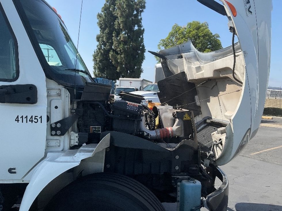 Medium Duty Box Truck-Light and Medium Duty Trucks-International-2022-MV607-Santa Ana-CA-195,950\n\t\tmiles-$ 57,000 - Image 23