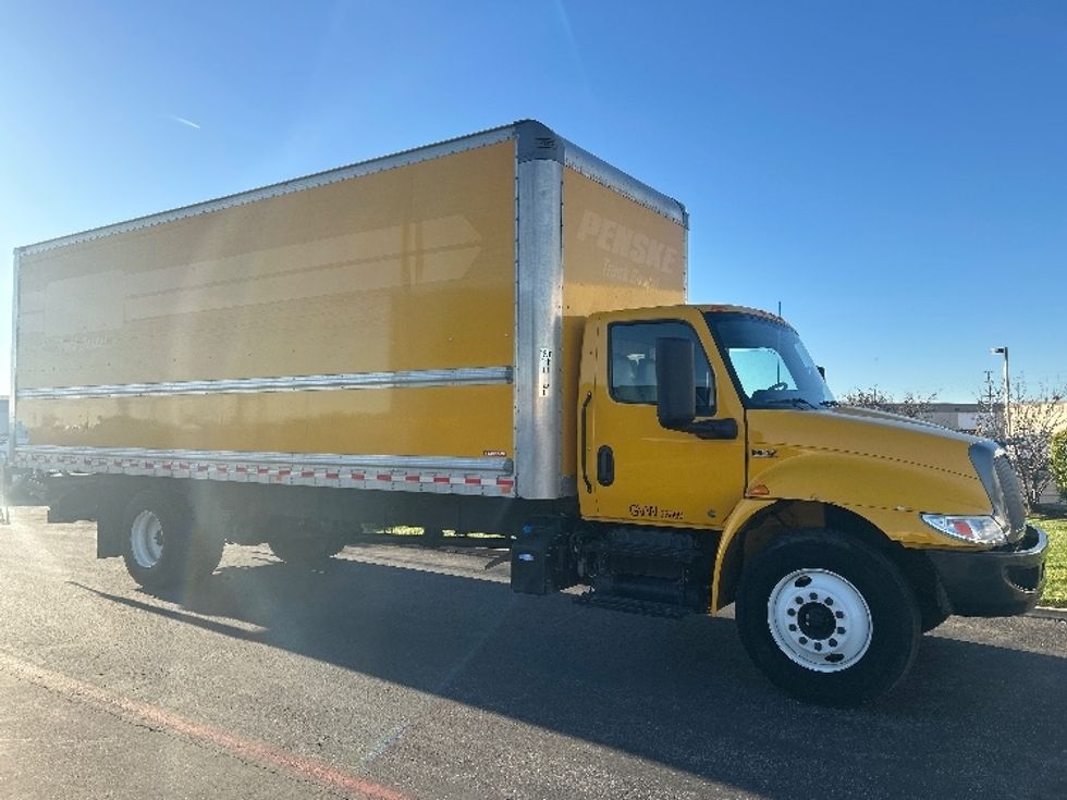 Medium Duty Box Truck-Light and Medium Duty Trucks-International-2022-MV607-Santa Ana-CA-99,313\n\t\tmiles-$ 73,000 - Image 1