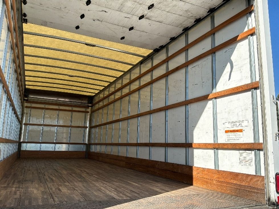Medium Duty Box Truck-Light and Medium Duty Trucks-International-2022-MV607-Santa Rosa-CA-276,794\n\t\tmiles-$ 36,500 - Image 11