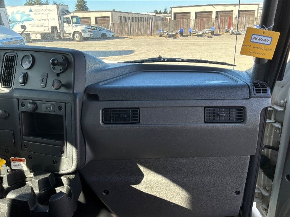 Medium Duty Box Truck-Light and Medium Duty Trucks-International-2022-MV607-Santa Rosa-CA-276,794\n\t\tmiles-$ 36,500 - Image 20