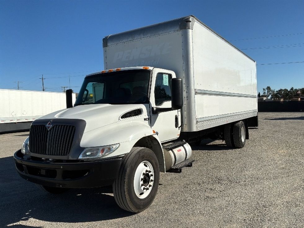 Medium Duty Box Truck-Light and Medium Duty Trucks-International-2022-MV607-Santa Rosa-CA-276,794\n\t\tmiles-$ 36,500 - Image 3