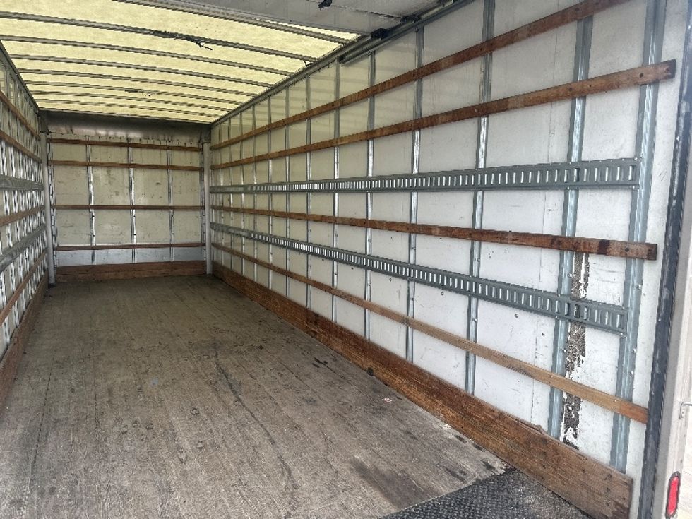 Medium Duty Box Truck-Light and Medium Duty Trucks-International-2022-MV607-Selma-TX-158,999\n\t\tmiles-$ 59,250 - Image 12