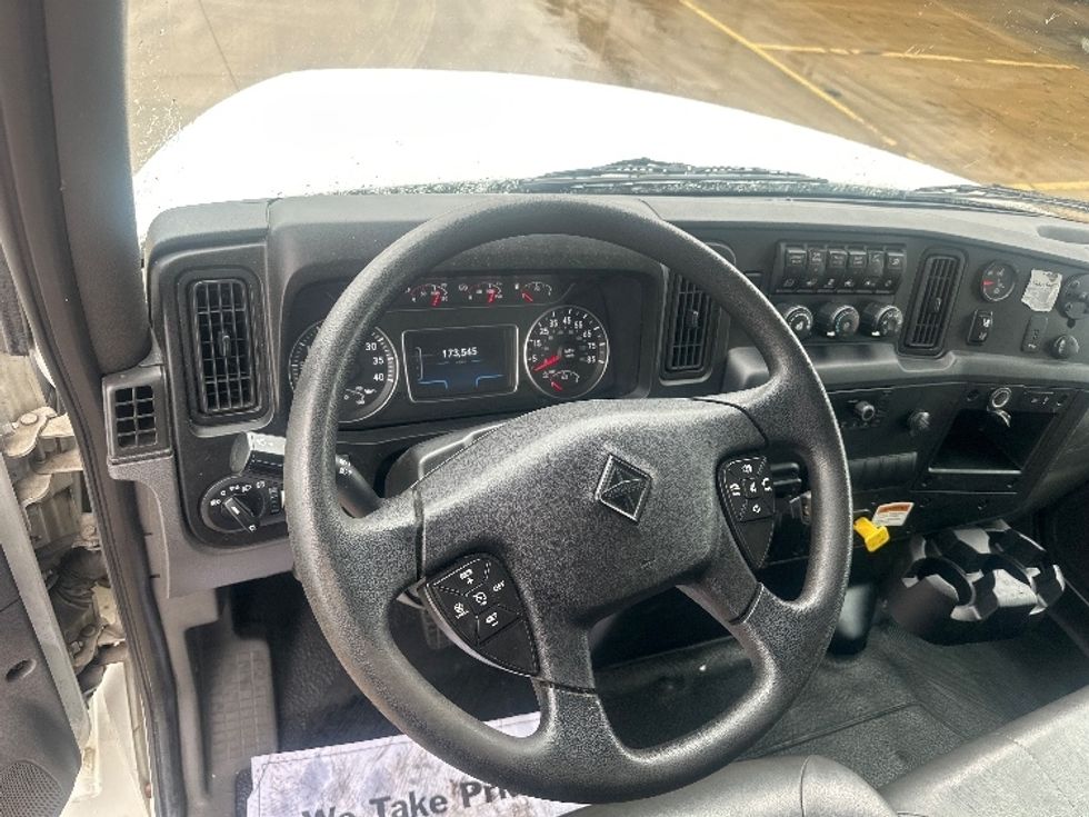Medium Duty Box Truck-Light and Medium Duty Trucks-International-2022-MV607-Selma-TX-158,999\n\t\tmiles-$ 59,250 - Image 17