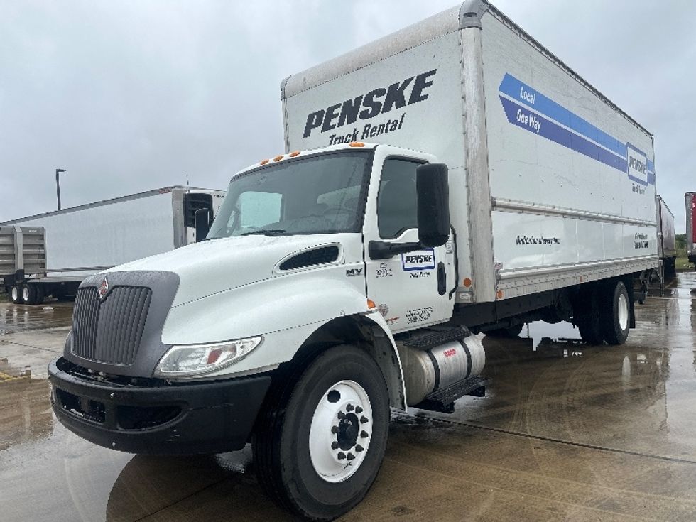 Medium Duty Box Truck-Light and Medium Duty Trucks-International-2022-MV607-Selma-TX-158,999\n\t\tmiles-$ 59,250 - Image 3