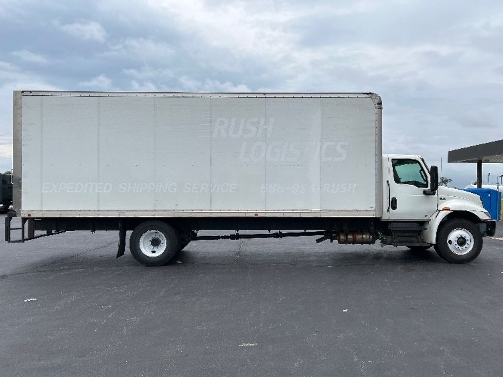 Medium Duty Box Truck-Light and Medium Duty Trucks-International-2022-MV607-Sheboygan-WI-378,736\n\t\tmiles-$ 26,500 - Image 14