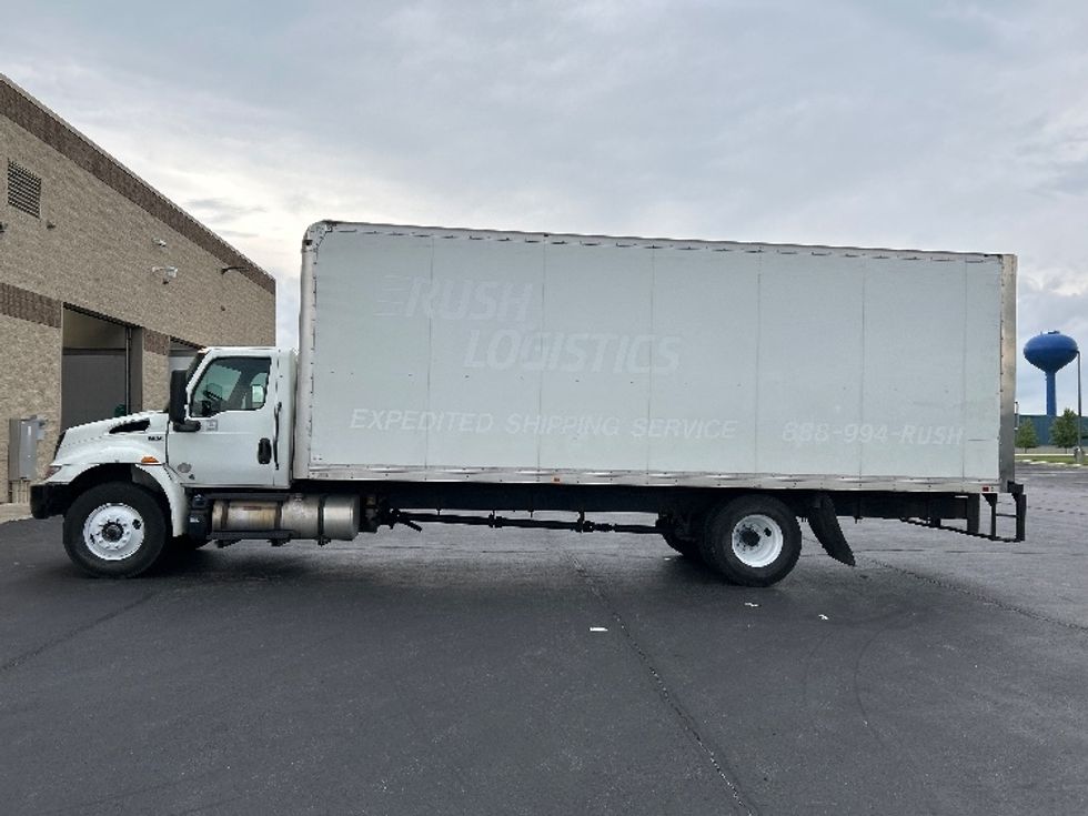 Medium Duty Box Truck-Light and Medium Duty Trucks-International-2022-MV607-Sheboygan-WI-378,736\n\t\tmiles-$ 26,500 - Image 4