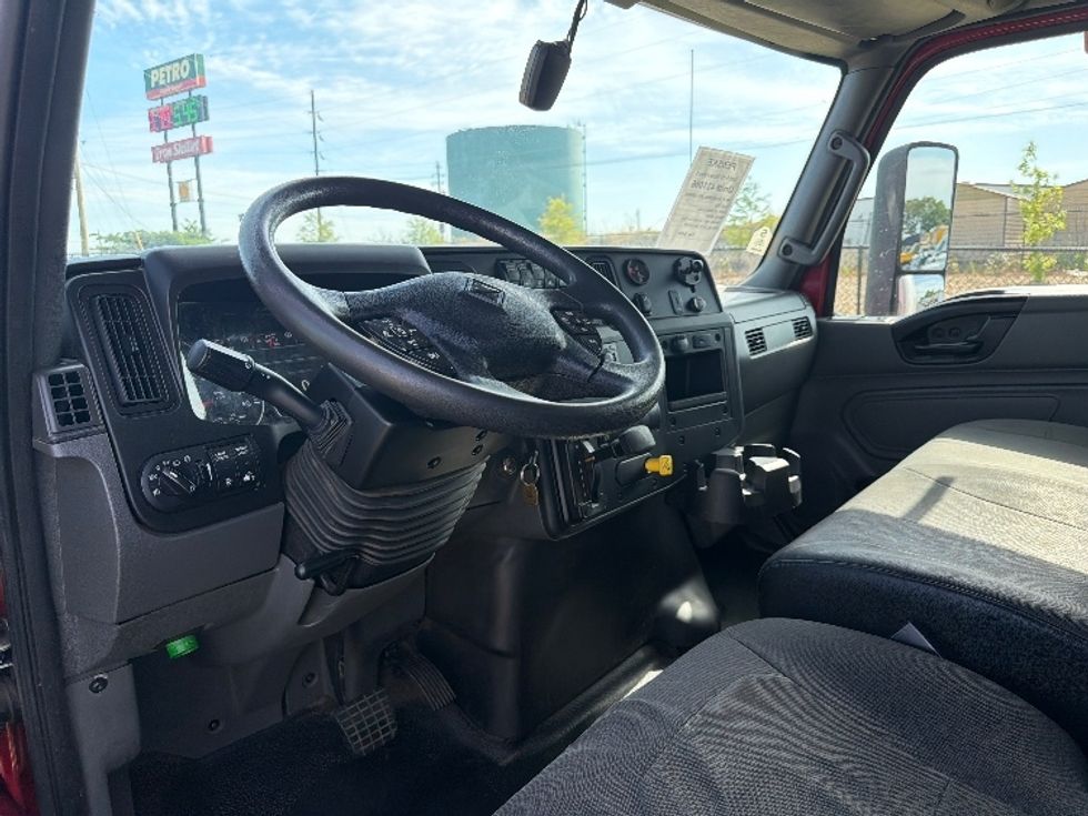 Medium Duty Box Truck-Light and Medium Duty Trucks-International-2022-MV607-Shreveport-LA-386,524\n\t\tmiles-$ 25,000 - Image 17