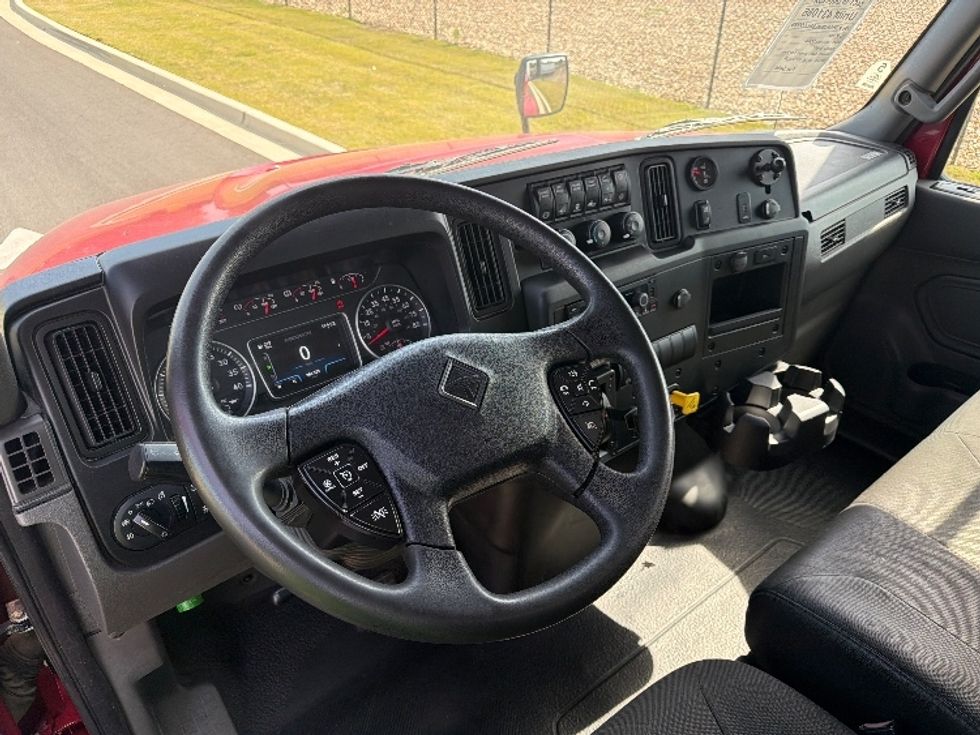 Medium Duty Box Truck-Light and Medium Duty Trucks-International-2022-MV607-Shreveport-LA-386,524\n\t\tmiles-$ 25,000 - Image 18