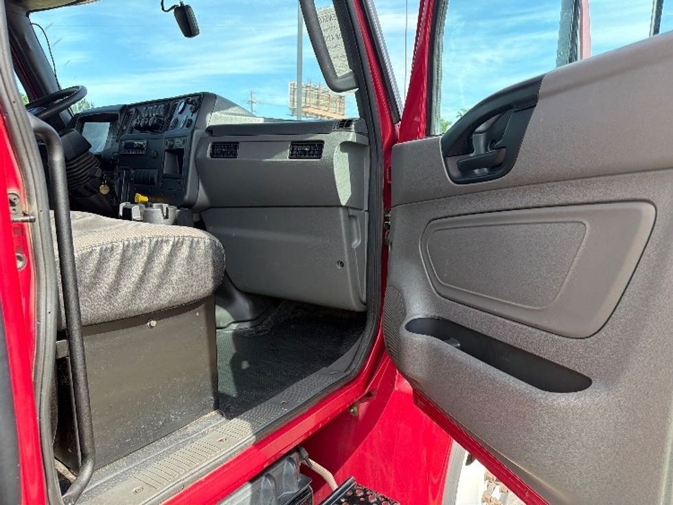 Medium Duty Box Truck-Light and Medium Duty Trucks-International-2022-MV607-Shreveport-LA-386,524\n\t\tmiles-$ 25,000 - Image 20