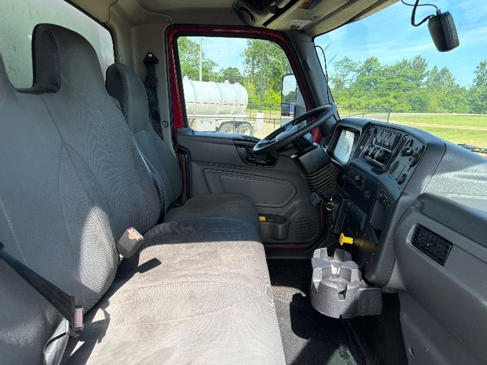 Medium Duty Box Truck-Light and Medium Duty Trucks-International-2022-MV607-Shreveport-LA-386,524\n\t\tmiles-$ 25,000 - Image 22