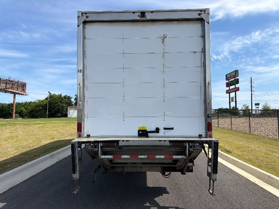 Medium Duty Box Truck-Light and Medium Duty Trucks-International-2022-MV607-Shreveport-LA-386,524\n\t\tmiles-$ 25,000 - Image 7