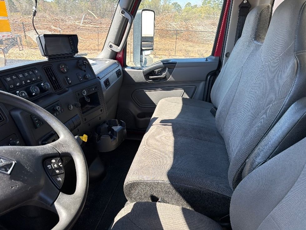 Medium Duty Box Truck-Light and Medium Duty Trucks-International-2022-MV607-Shreveport-LA-422,650\n\t\tmiles-$ 25,000 - Image 19
