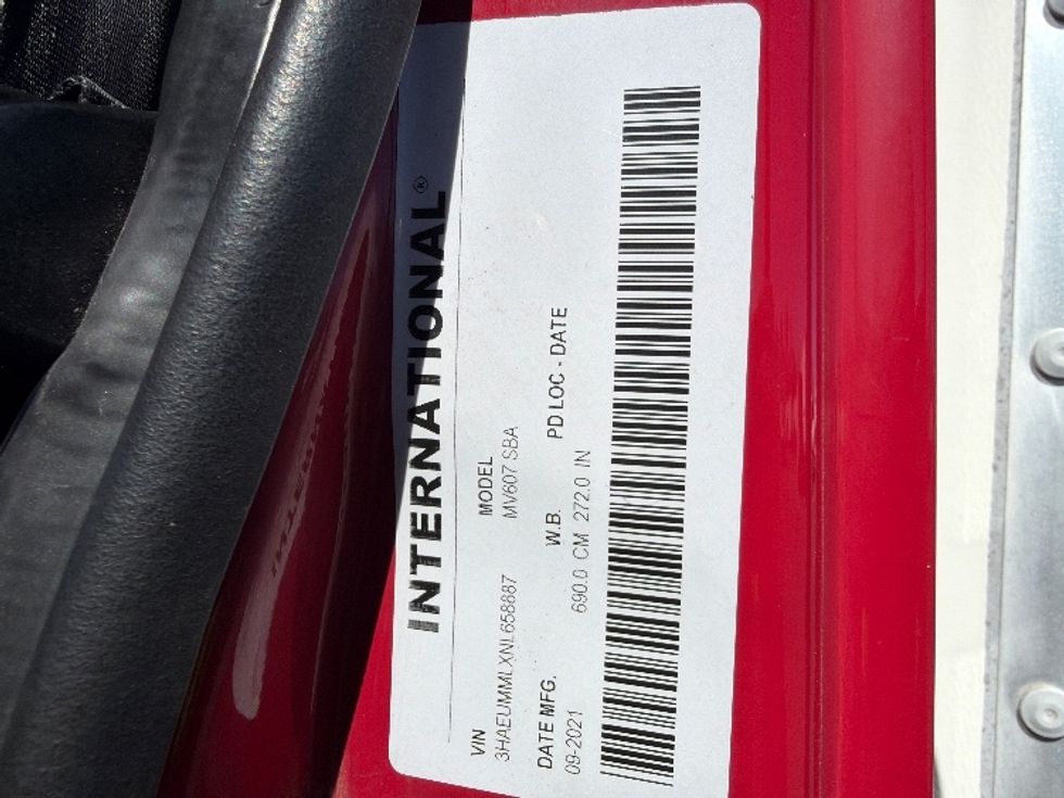 Medium Duty Box Truck-Light and Medium Duty Trucks-International-2022-MV607-Shreveport-LA-422,650\n\t\tmiles-$ 25,000 - Image 25