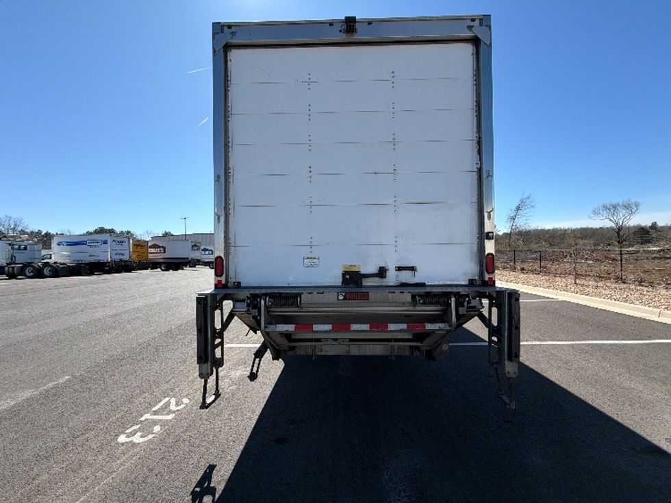 Medium Duty Box Truck-Light and Medium Duty Trucks-International-2022-MV607-Shreveport-LA-422,650\n\t\tmiles-$ 25,000 - Image 7