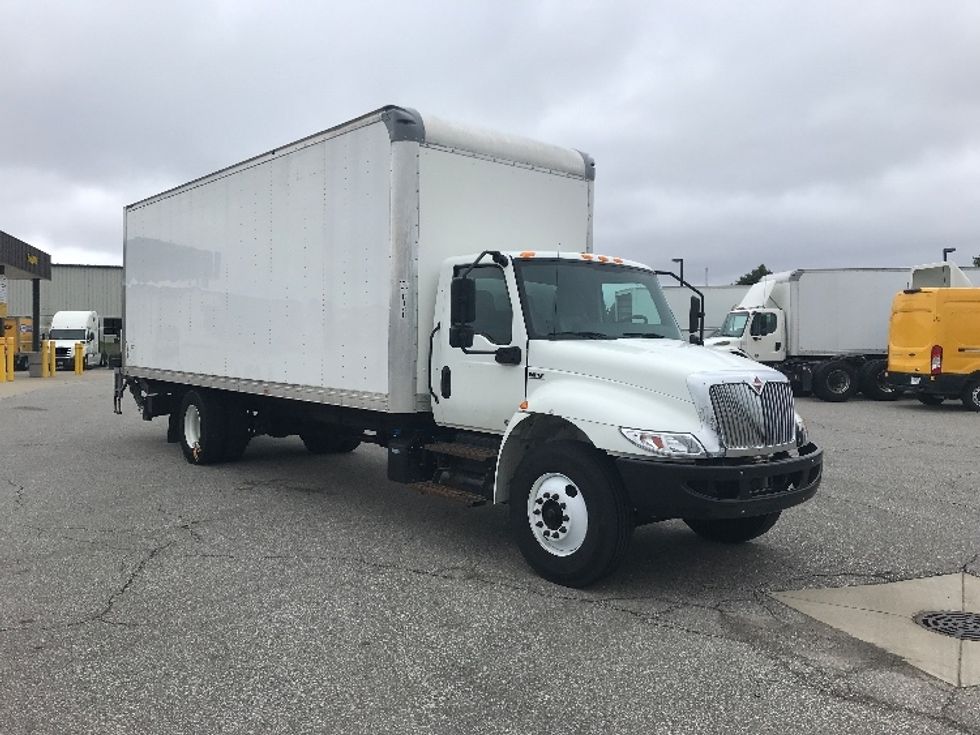 Medium Duty Box Truck-Light and Medium Duty Trucks-International-2022-MV607-South Bend-IN-94,878\n\t\tmiles-$ 76,250 - Image 1