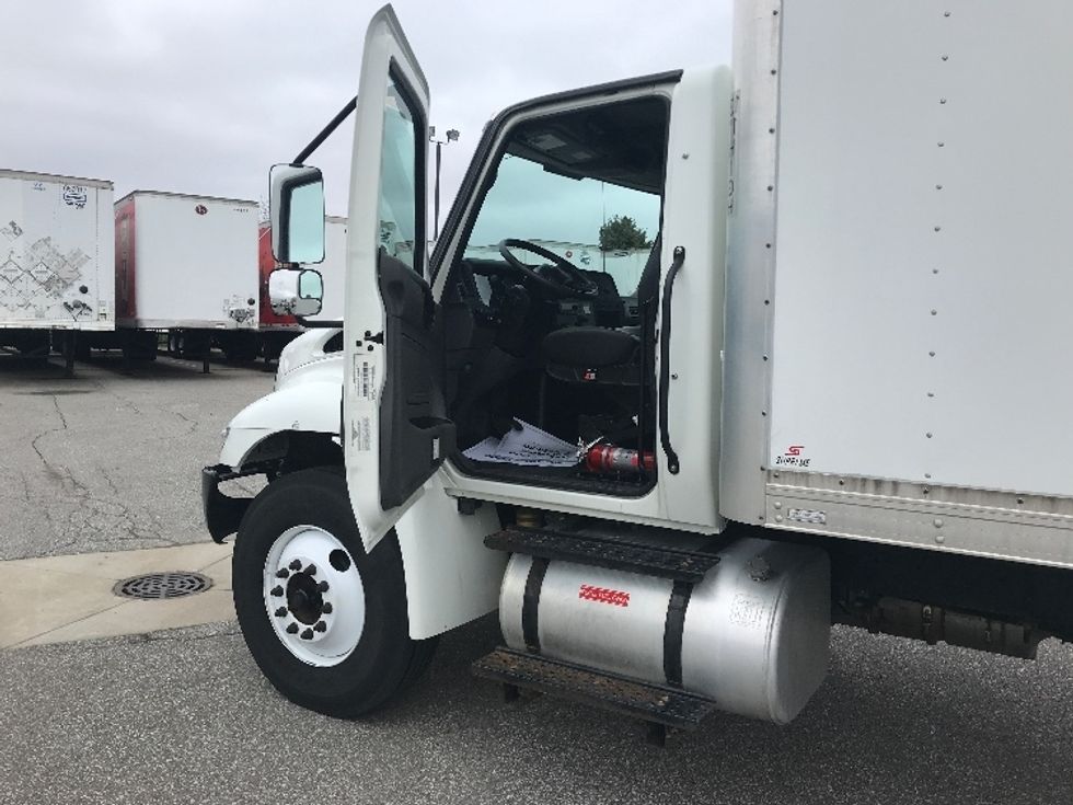Medium Duty Box Truck-Light and Medium Duty Trucks-International-2022-MV607-South Bend-IN-94,878\n\t\tmiles-$ 76,250 - Image 16