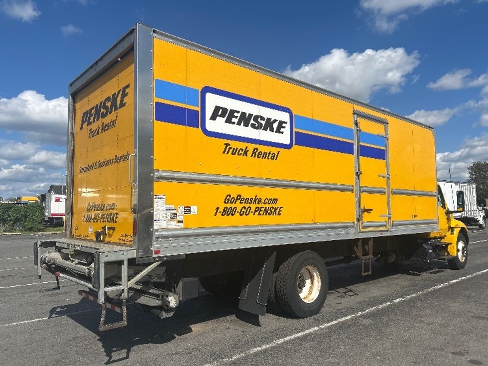 Medium Duty Box Truck-Light and Medium Duty Trucks-International-2022-MV607-South Plainfield-NJ-211,495\n\t\tmiles-$ 47,250 - Image 13