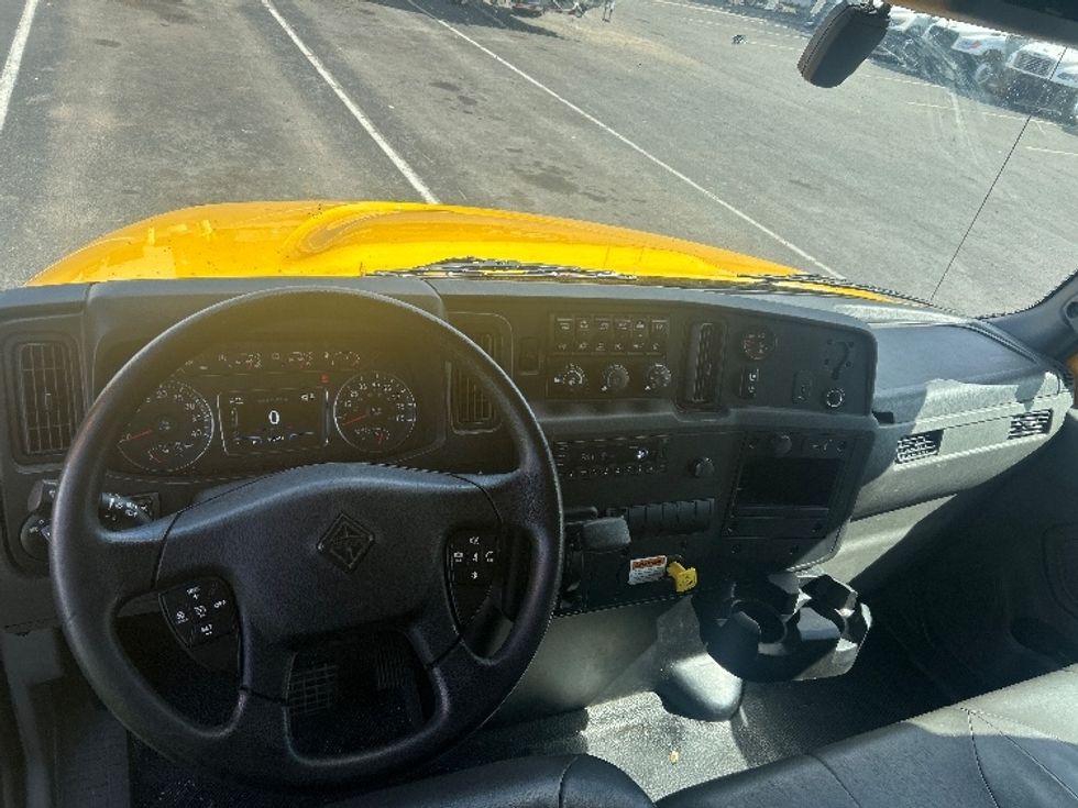Medium Duty Box Truck-Light and Medium Duty Trucks-International-2022-MV607-South Plainfield-NJ-211,495\n\t\tmiles-$ 47,250 - Image 18