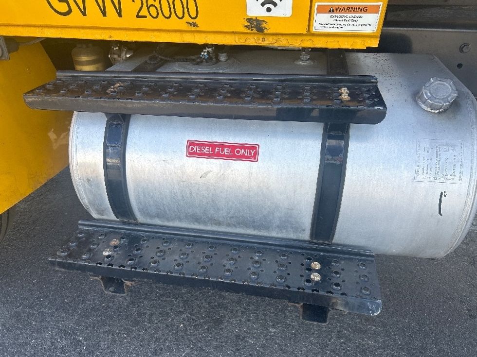 Medium Duty Box Truck-Light and Medium Duty Trucks-International-2022-MV607-South Plainfield-NJ-211,495\n\t\tmiles-$ 47,250 - Image 27