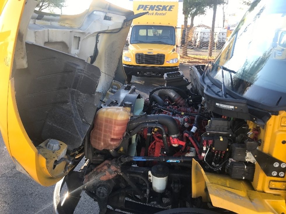 Medium Duty Box Truck-Light and Medium Duty Trucks-International-2022-MV607-South Plainfield-NJ-236,385\n\t\tmiles-$ 42,750 - Image 24