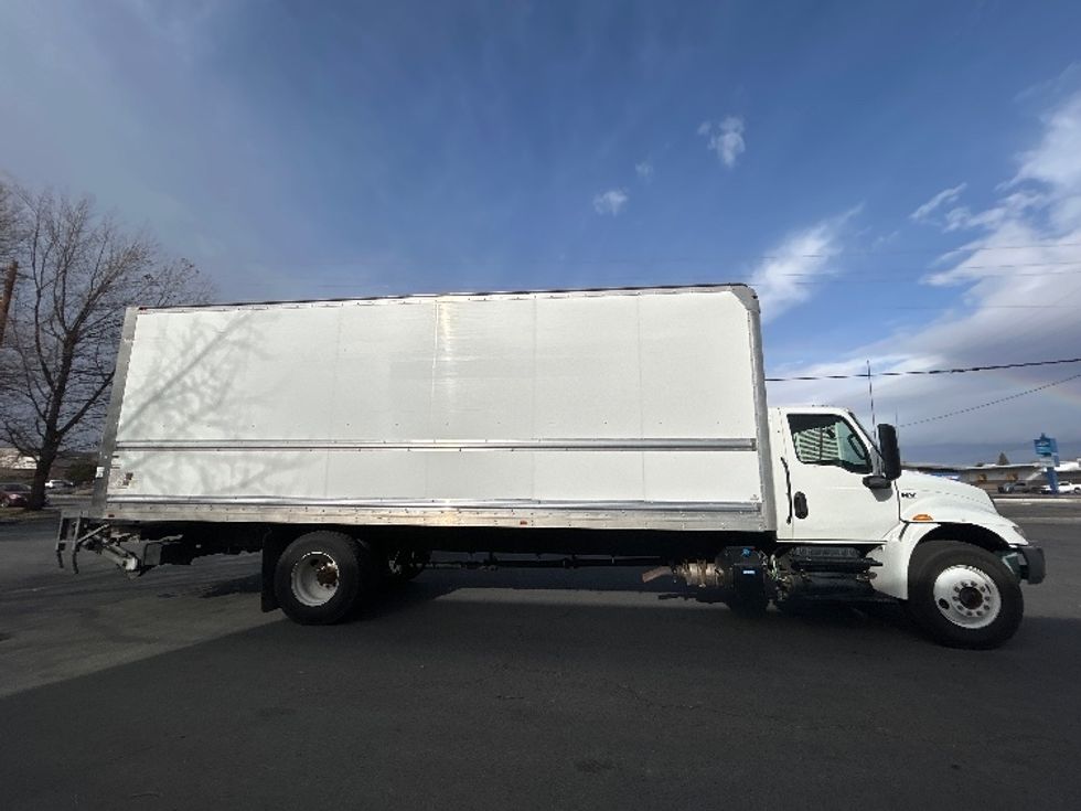 Medium Duty Box Truck-Light and Medium Duty Trucks-International-2022-MV607-Sparks-NV-132,892\n\t\tmiles-$ 67,750 - Image 15