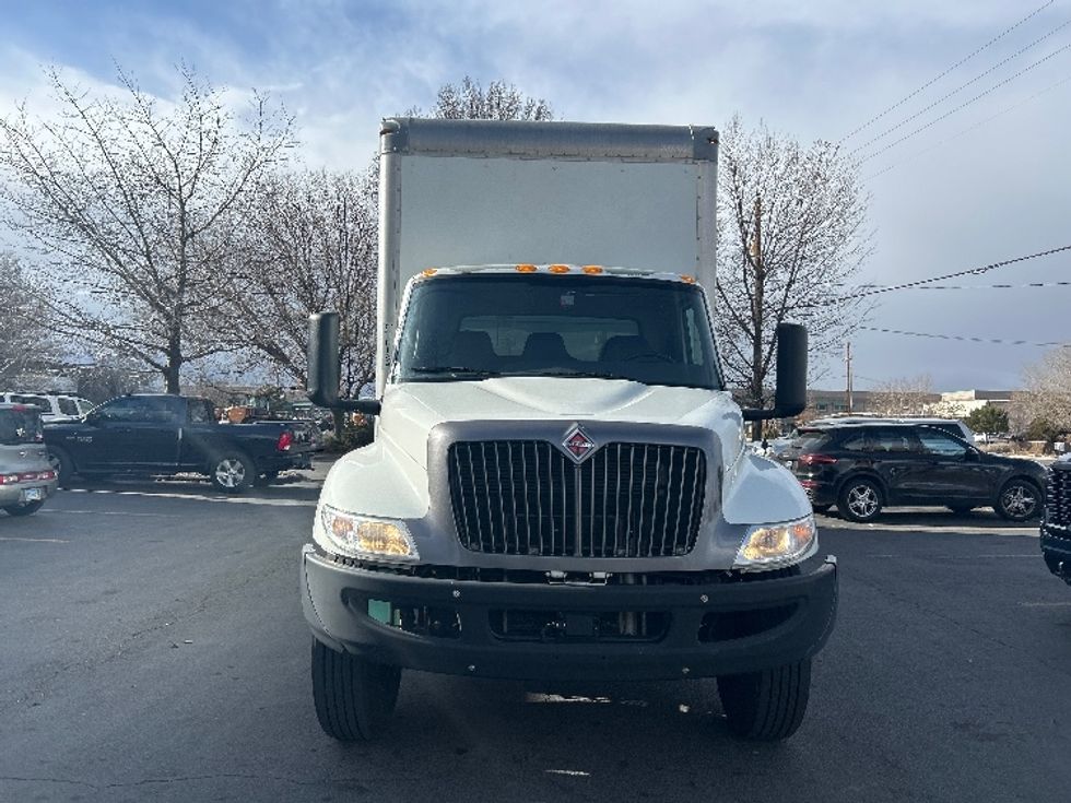 Medium Duty Box Truck-Light and Medium Duty Trucks-International-2022-MV607-Sparks-NV-132,892\n\t\tmiles-$ 67,750 - Image 2