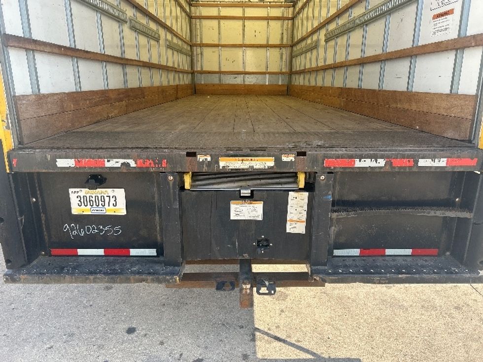 Medium Duty Box Truck-Light and Medium Duty Trucks-International-2022-MV607-Springfield-MA-223,330\n\t\tmiles-$ 43,500 - Image 10