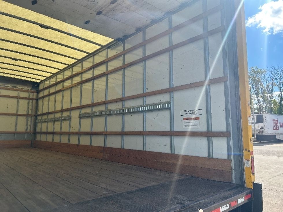 Medium Duty Box Truck-Light and Medium Duty Trucks-International-2022-MV607-Springfield-MA-223,330\n\t\tmiles-$ 43,500 - Image 12