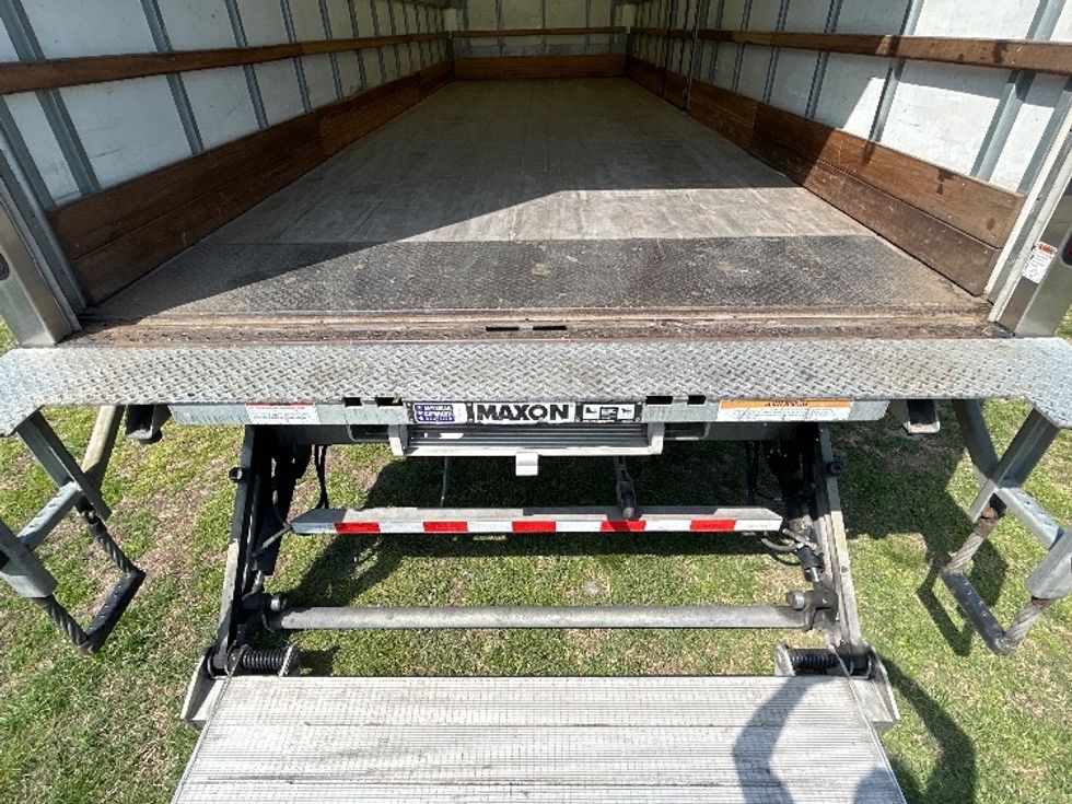 Medium Duty Box Truck-Light and Medium Duty Trucks-International-2022-MV607-Springfield-MO-259,254\n\t\tmiles-$ 43,250 - Image 10