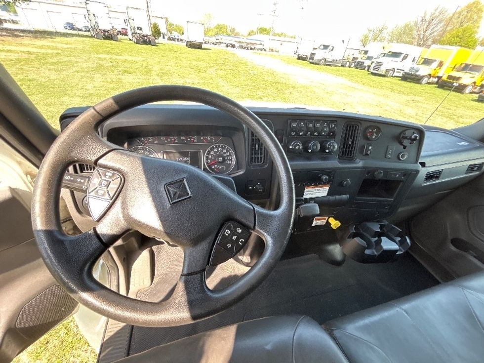 Medium Duty Box Truck-Light and Medium Duty Trucks-International-2022-MV607-Springfield-MO-259,254\n\t\tmiles-$ 43,250 - Image 18