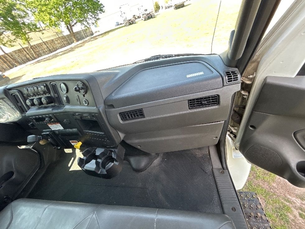 Medium Duty Box Truck-Light and Medium Duty Trucks-International-2022-MV607-Springfield-MO-259,254\n\t\tmiles-$ 43,250 - Image 21