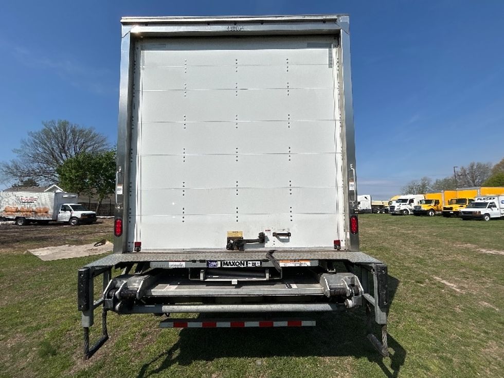 Medium Duty Box Truck-Light and Medium Duty Trucks-International-2022-MV607-Springfield-MO-259,254\n\t\tmiles-$ 43,250 - Image 7