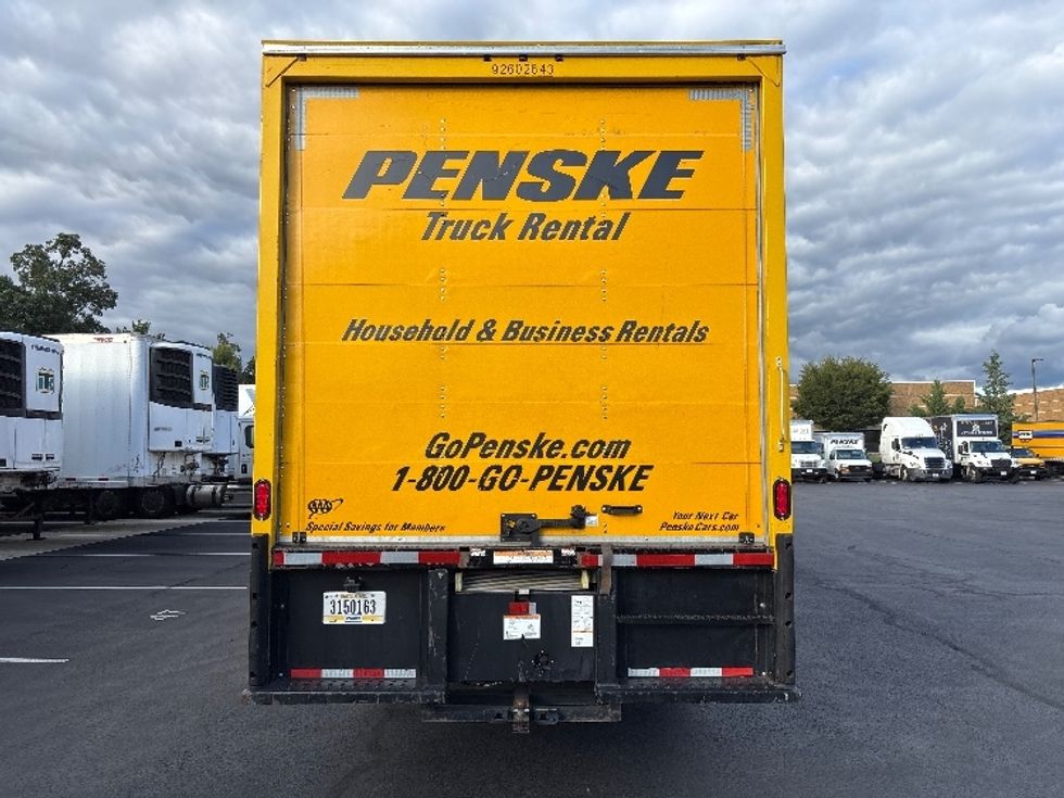 Medium Duty Box Truck-Light and Medium Duty Trucks-International-2022-MV607-Sterling-VA-196,250\n\t\tmiles-$ 45,000 - Image 9
