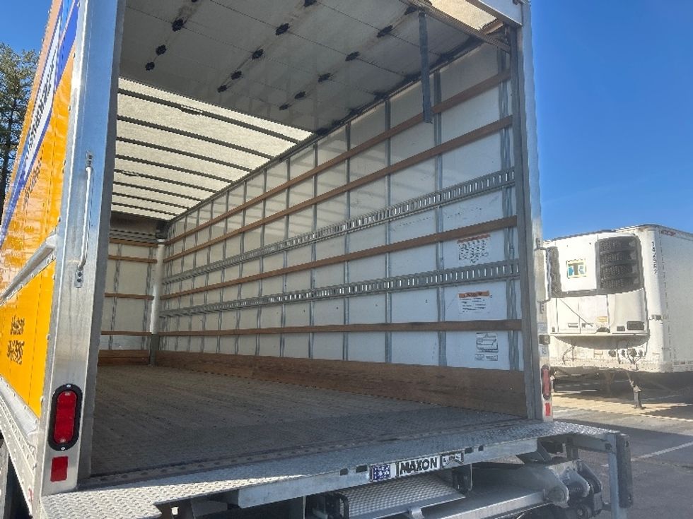 Medium Duty Box Truck-Light and Medium Duty Trucks-International-2022-MV607-Sterling-VA-235,760\n\t\tmiles-$ 44,000 - Image 12