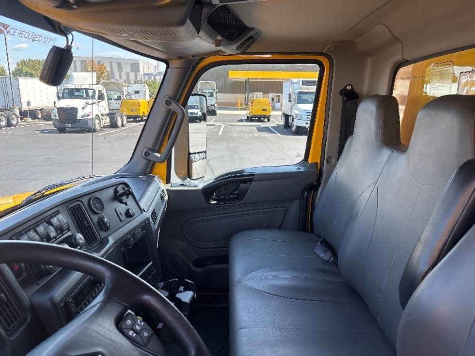 Medium Duty Box Truck-Light and Medium Duty Trucks-International-2022-MV607-Sterling-VA-236,324\n\t\tmiles-$ 37,000 - Image 19