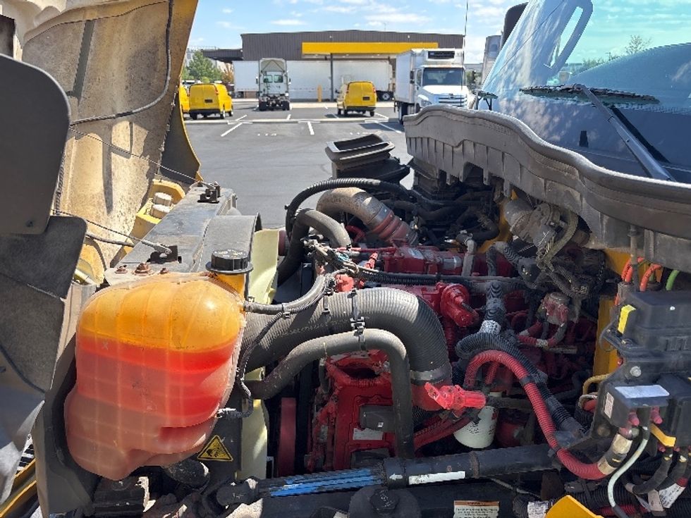 Medium Duty Box Truck-Light and Medium Duty Trucks-International-2022-MV607-Sterling-VA-236,324\n\t\tmiles-$ 37,000 - Image 24